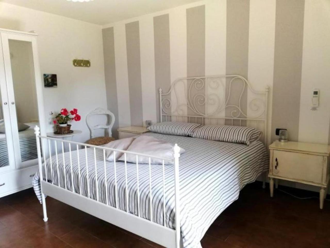 Dolce Lago B&B Сан-Феличе-дель-Бенако Экстерьер фото